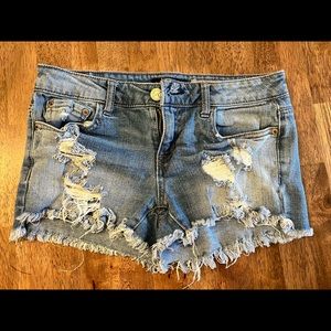 Aeropostale Distressed/Ripped Shorty Shorts size 2